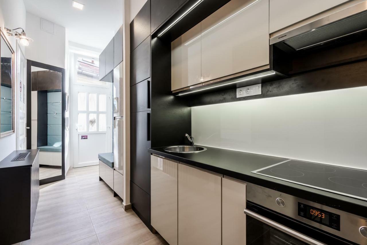 Bpr Thrill Design Home With A/C Boedapest Buitenkant foto